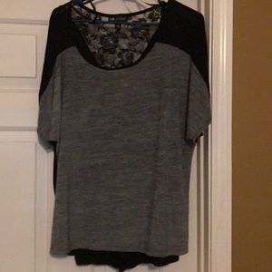 Women’s short sleeve